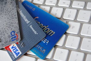 The Impulsive Spending Obstacle: Discipline in Credit Card Usage for Investors